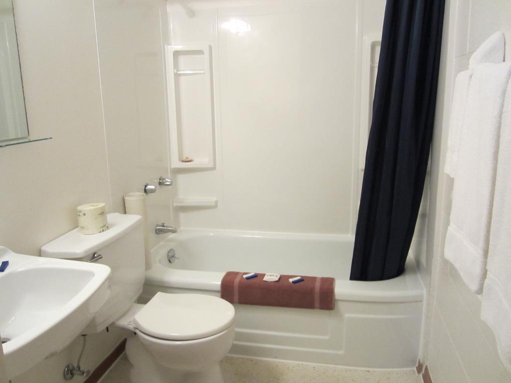 The Gateway Inn Canmore Kamer foto